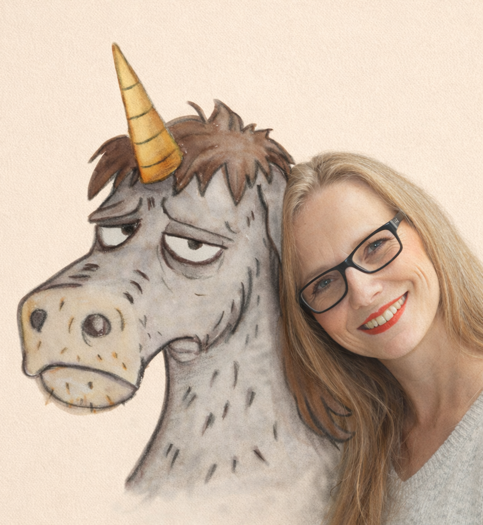 Sylvia Ludwig mit dem Einhorn aus dem Buch